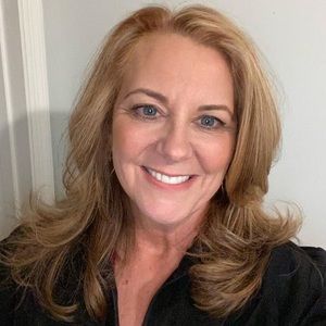 Meet your Posher, Pam